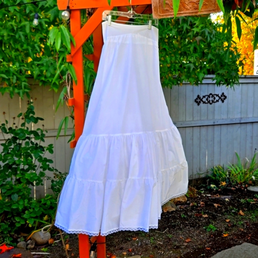 David's Bridal Style 603 Size 14 Bridal Slip